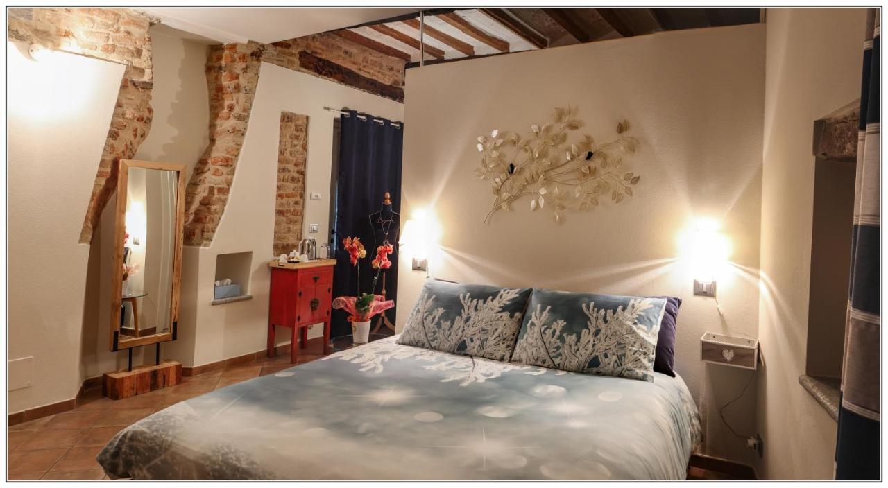 Il Giardino Sul Tetto B&B Guarene Luaran gambar