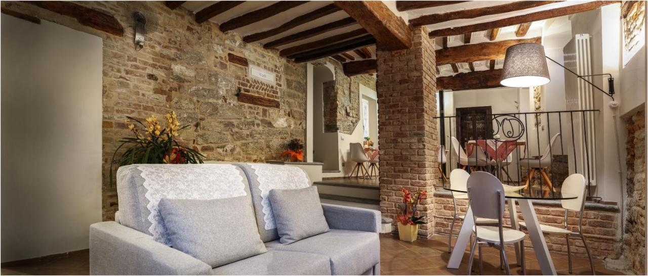 Il Giardino Sul Tetto B&B Guarene Luaran gambar