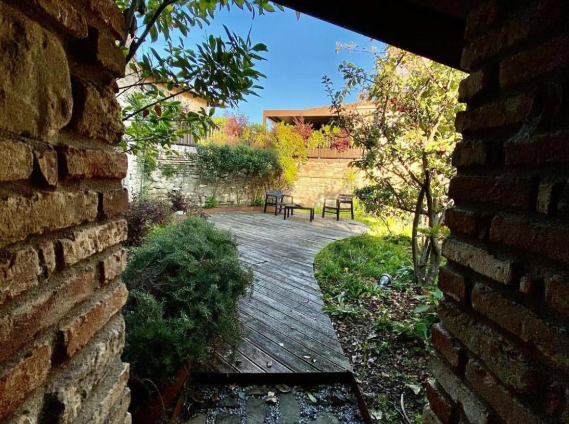 Il Giardino Sul Tetto B&B Guarene Luaran gambar