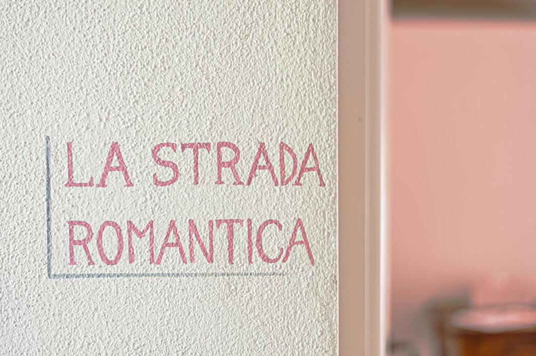 Il Giardino Sul Tetto B&B Guarene Luaran gambar