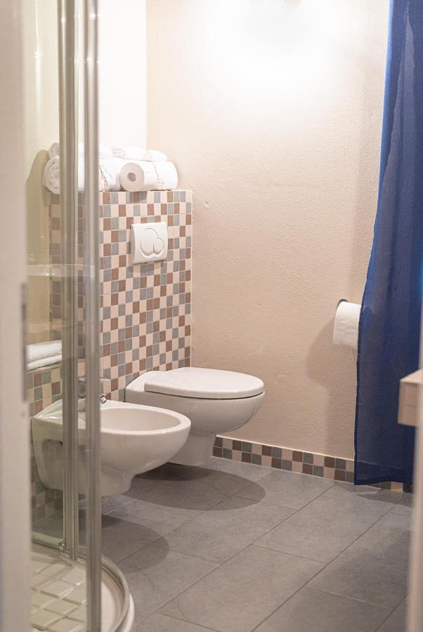 Il Giardino Sul Tetto B&B Guarene Luaran gambar