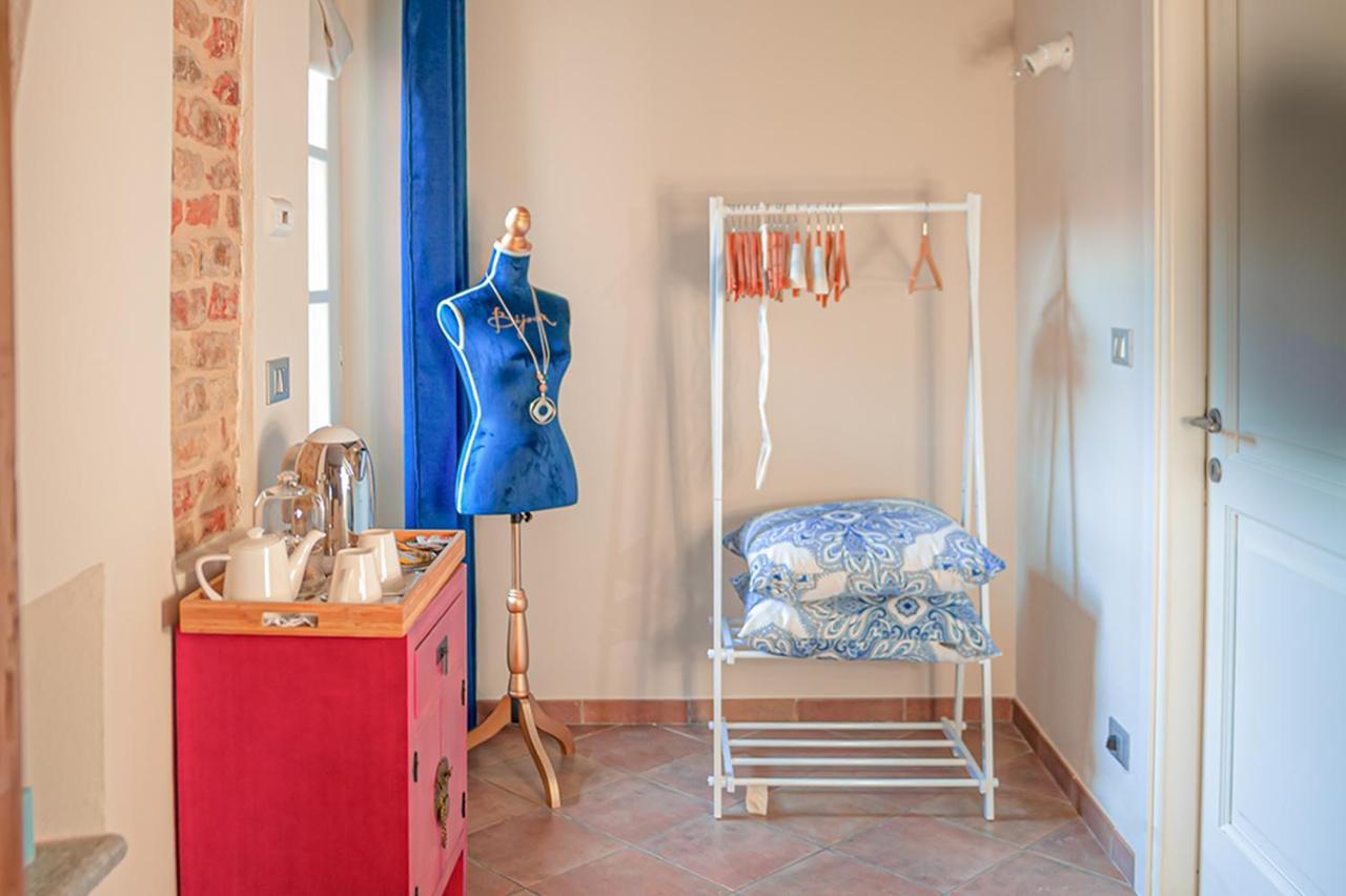 Il Giardino Sul Tetto B&B Guarene Luaran gambar