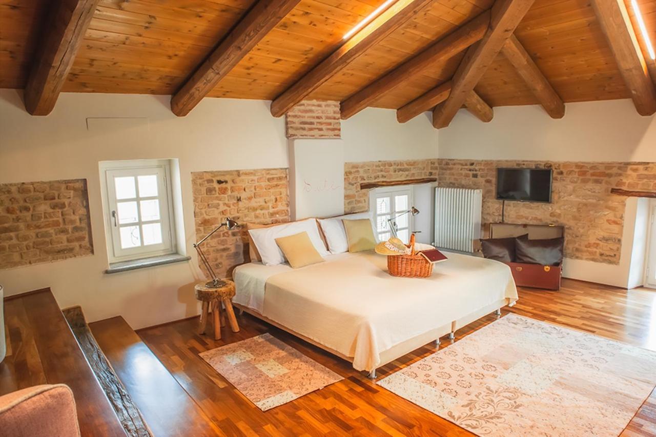 Il Giardino Sul Tetto B&B Guarene Luaran gambar