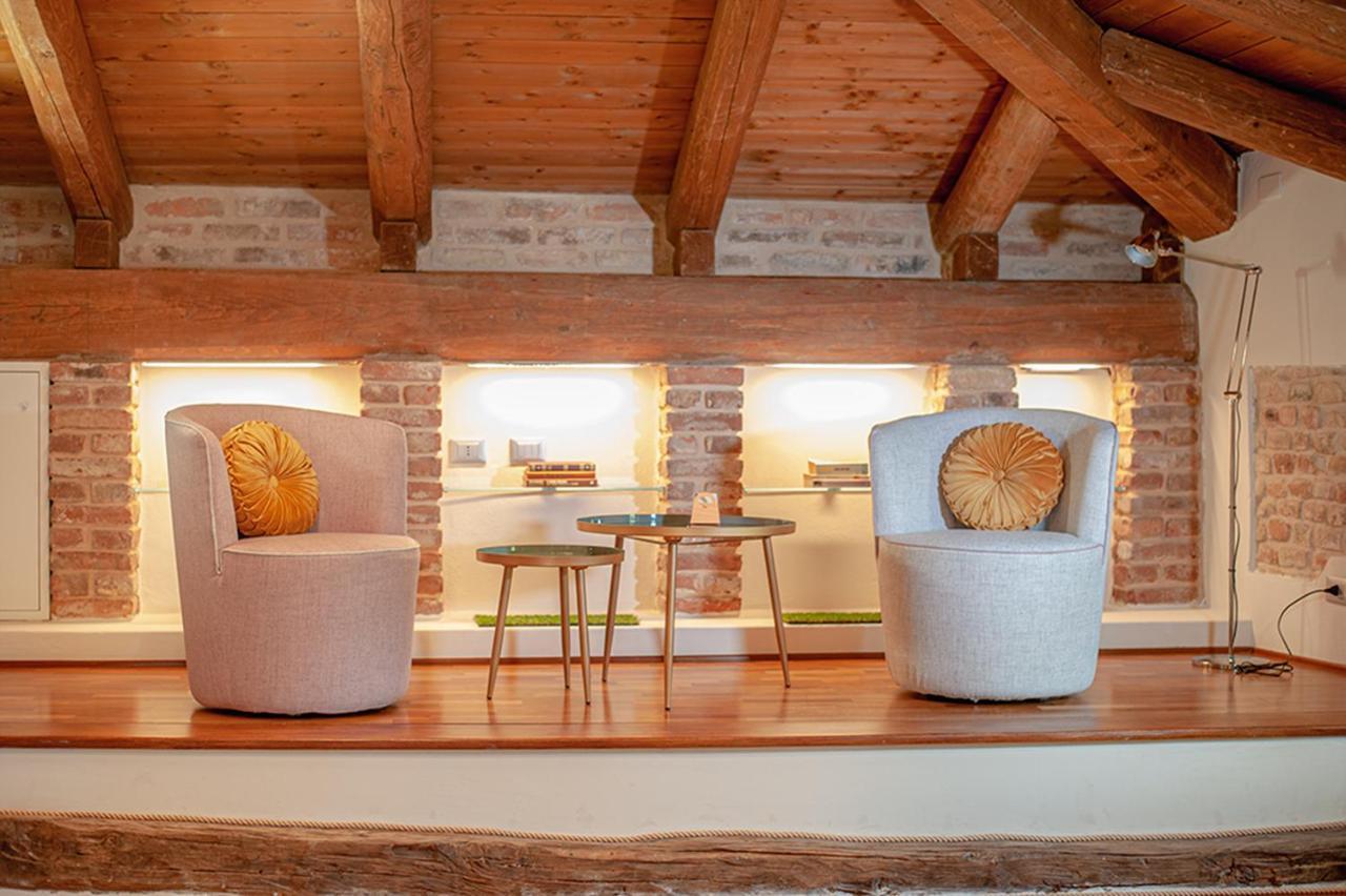 Il Giardino Sul Tetto B&B Guarene Luaran gambar